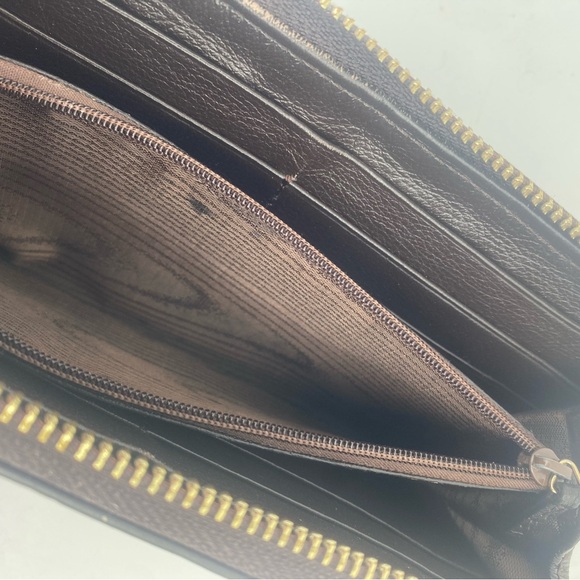 GUCCI | Guccissima Zip Around Long Wallet | 100% Authentic - Picture 12 of 16